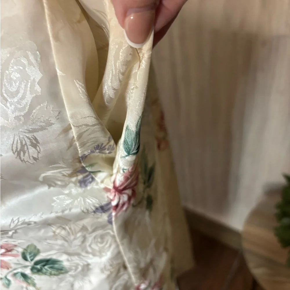 Inner Most Vintage Floral Polyester Robe with Belt Women’s - Picture 10 of 14